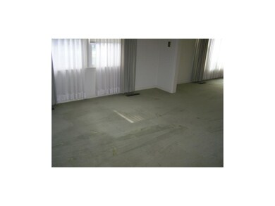 Dining Room (Window View)
