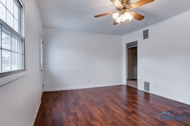 2911 119th St, Toledo, OH 43611 - photo 4