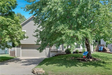 5615 Brownridge St, Shawnee, KS 66218 - photo 2