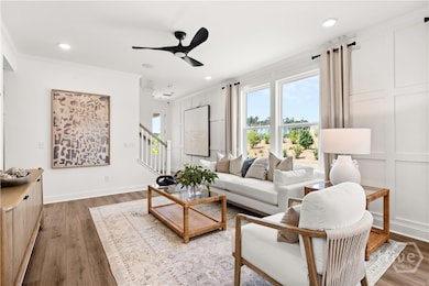 Pictures, photographs, colors, features, and sizes are for illustration purposes only and will vary from the homes as built.