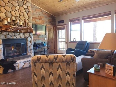 003_Living Room