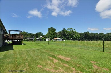 8 Crompton Ave, West Warwick, RI 02893 - photo 6