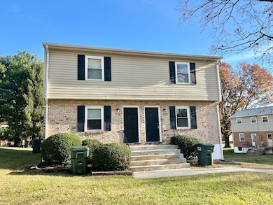 913 Page St unit A and B, Salem, VA 24153 - photo 6