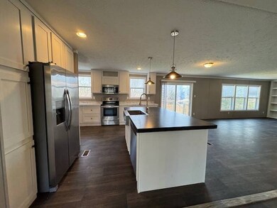 313 Salem Rd, McMinnville, TN 37110 - photo 5