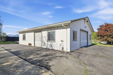 6760 Amber Ridge Dr, Anderson, CA 96007 - photo 3