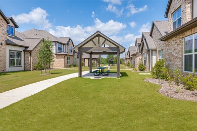 115 Park Place Cir unit B, Waller, TX 77484 - photo 2