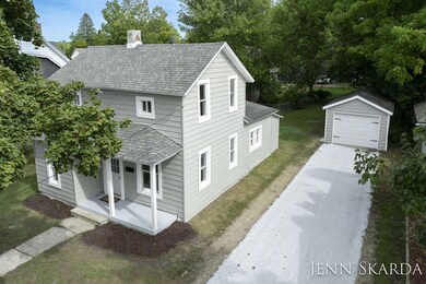 311 S Hanover St, Hastings, MI 49058 - photo 2