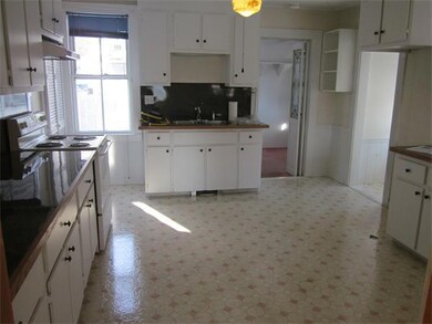 17 Cherry Street Heat Included unit A, Whitman, MA 02382 - photo 2