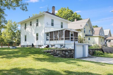 1713_Lane_Blvd_06