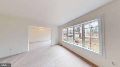 433 Yorktown Blvd, Locust Grove, VA 22508 - photo 5