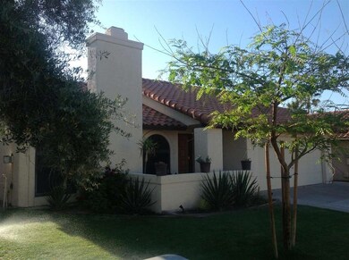 la rosa front yard