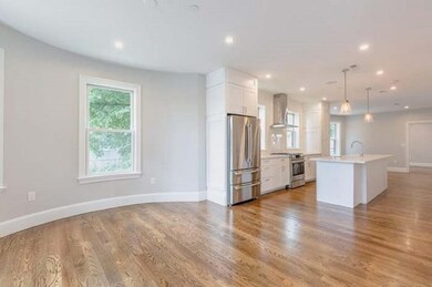 1650 Columbia Rd unit 1, Boston, MA 02127 - photo 3