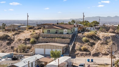 167 Loyola Ln, El Paso, TX 79928 - photo 5