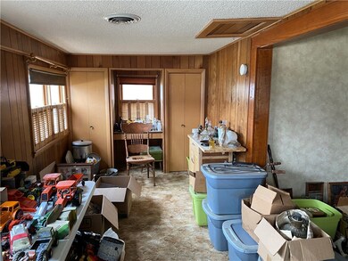 2705 Marshall Ave, Mattoon, IL 61938 - photo 3