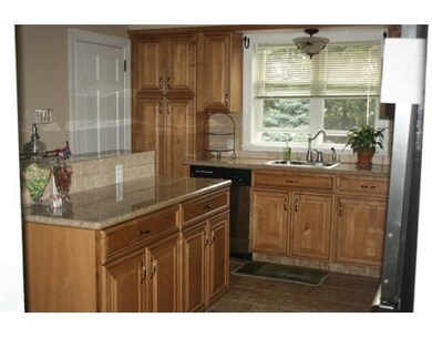 449 John St unit 451, New Bedford, MA 02740 - photo 2