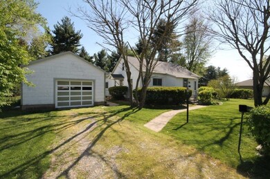 3121 13th St, Columbus, IN 47201 - photo 2