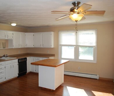 151 Buffinton St unit 3, Fall River, MA 02721 - photo 5