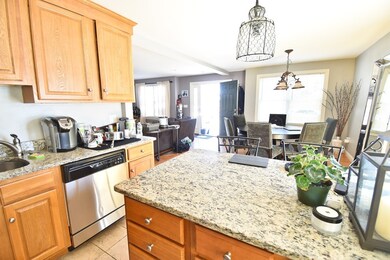 74 Chapel St unit 1, Newton, MA 02458 - photo 4