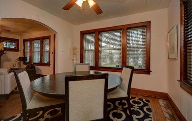 Dining_Room[2]
