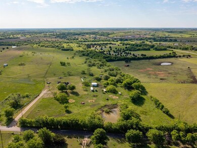 206 Walker Creek Rd, Ennis, TX 75119 - photo 6