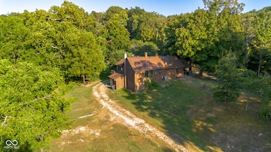 9760 W Old Nashville Rd, Columbus, IN 47201 - photo 4