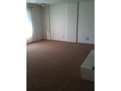 2792 Tandy Turn, Eugene, OR 97401 - photo 2