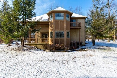 330 Morgan Ln-5