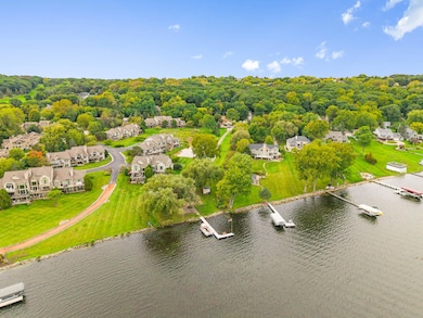 W304N2426 Maple Avenue Pewaukee-12