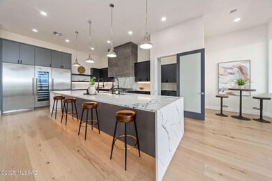 Incredible kitchen