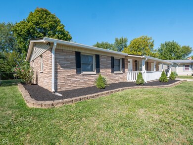 924 Highland Dr, Whiteland, IN 46184 - photo 5