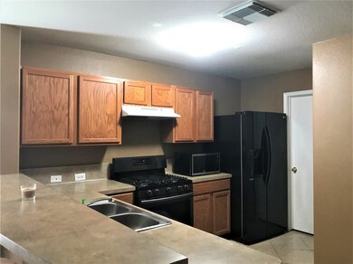 8510 Twillingate Ln, Houston, TX 77040 - photo 3