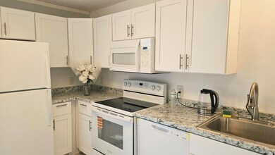 3314 Northside Dr unit 55, Key West, FL 33040 - photo 4