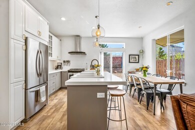 5_Kitchen_1800x1200_3864079