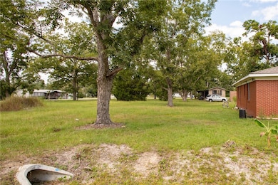 2580 Pennsylvania Ave, Waycross, GA 31503 - photo 3