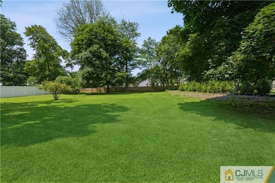 319 Dorn Ave, Middlesex, NJ 08846 - photo 6