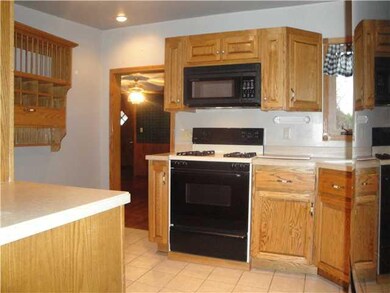 867 Ohio St, North Tonawanda, NY 14120 - photo 6