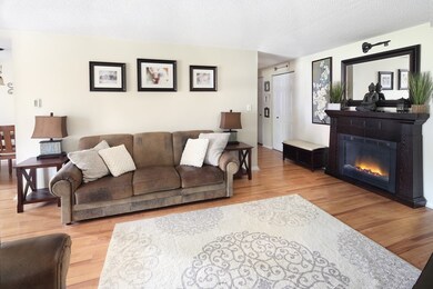 Fox Run unit D40, South Easton, MA 02375 - photo 3