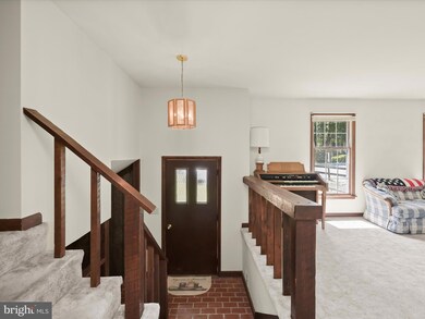 2412 Nickoles Dr, Sykesville, MD 21784 - photo 7