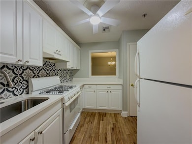 2610 Cumberland Ct SE, Smyrna, GA 30080 - photo 2