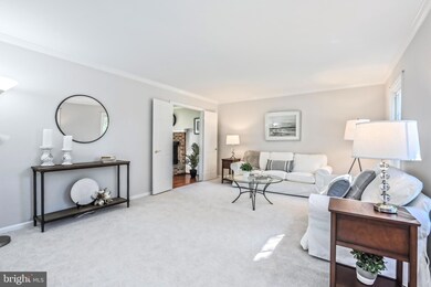 3623 Great Laurel Ln, Fairfax, VA 22033 - photo 6