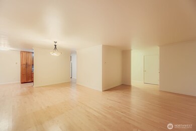 13513 Linden Ave N unit C114, Seattle, WA 98133 - photo 7