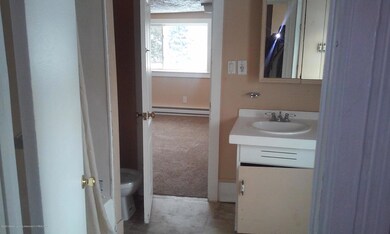 836 N Sycamore St, Lansing, MI 48906 - photo 5