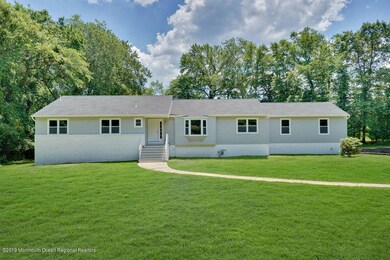 12 Pine Lane MCM 01