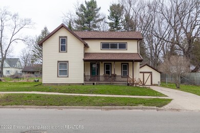 117 Fleming St, Grand Ledge, MI 48837 - photo 2