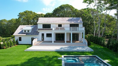 237 N Magee St, Southampton, NY 11968 - photo 4