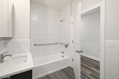 60 Woodside Place unit 4C, Newark, NJ 07104 - photo 7