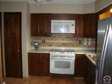 3608 SW Woodvalley Place, Topeka, KS 66614 - photo 5