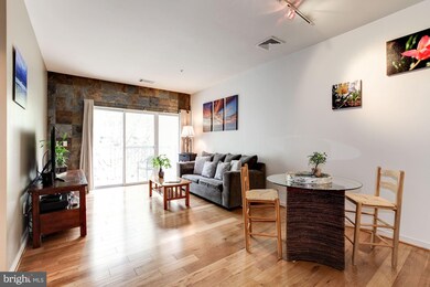 8045 Newell St unit 103, Silver Spring, MD 20910 - photo 4