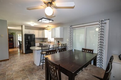 75 Hatfield Rd, Weare, NH 03281 - photo 3