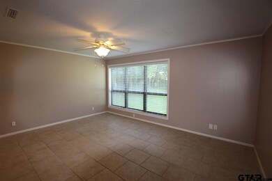 2725 2725 Amy Ln, Tyler, TX 75701 - photo 5